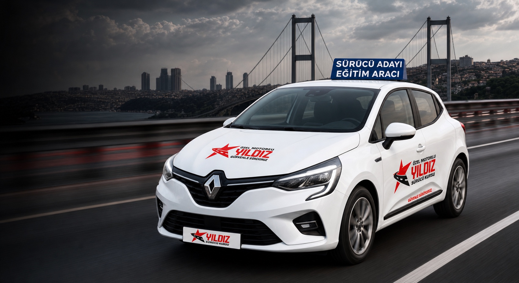Boğaz Köprüsü önünde Yıldız Sürücü Kursu eğitim aracı